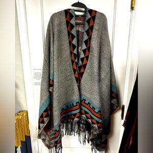 New shawl with Native American print one size